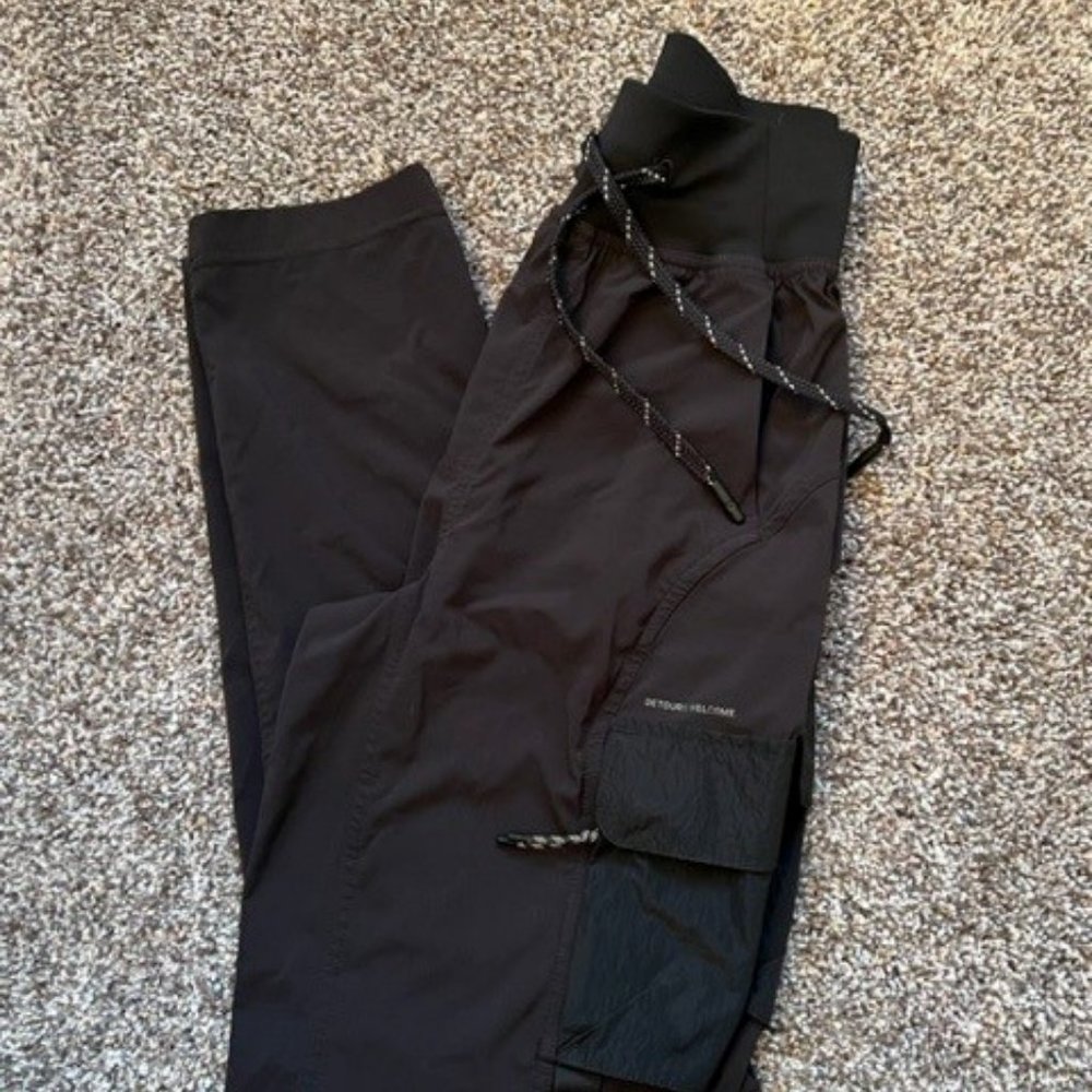 lululemon Cargo High-Rise Hiking Pant